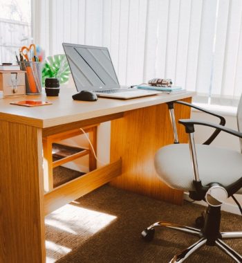 Can a Bad Office Chair Cause Back Pain?